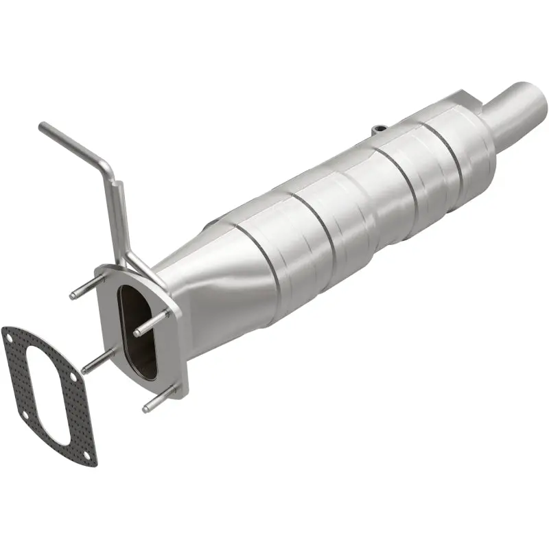 Magnaflow 09-17 Ford F53 V10 6.8L Underbody Direct Fit Catalytic Converter 1